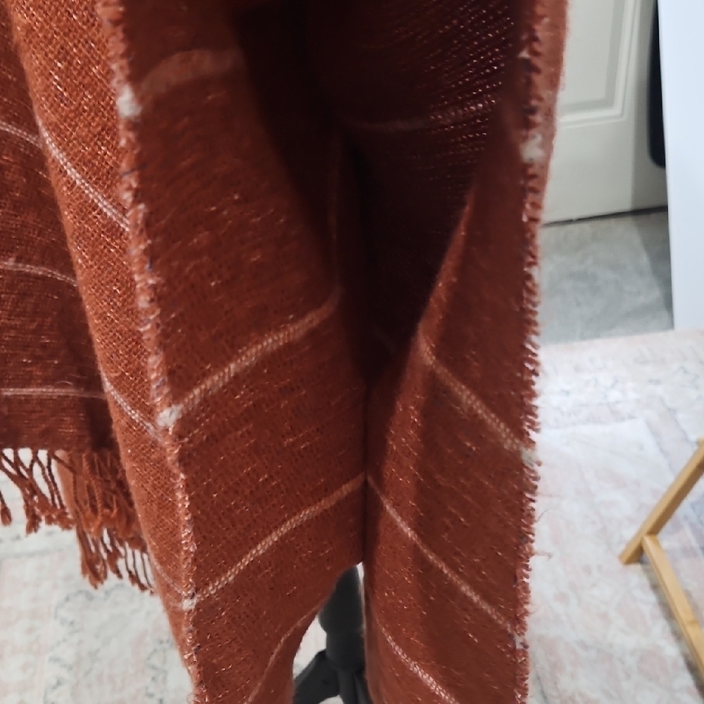 Universal Thread Terracotta Cape with Fringe - Picture 4 of 5